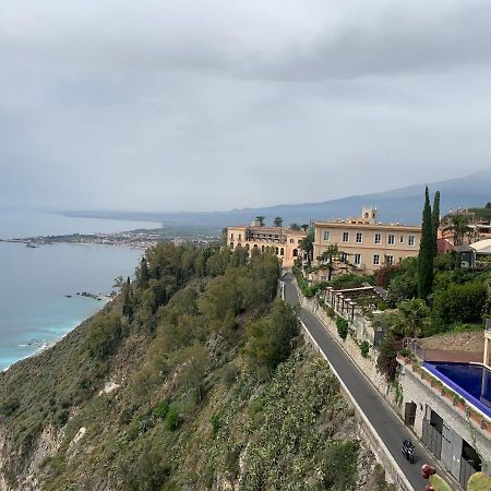Panoramic Taormina Bay View Apartment Exterior photo