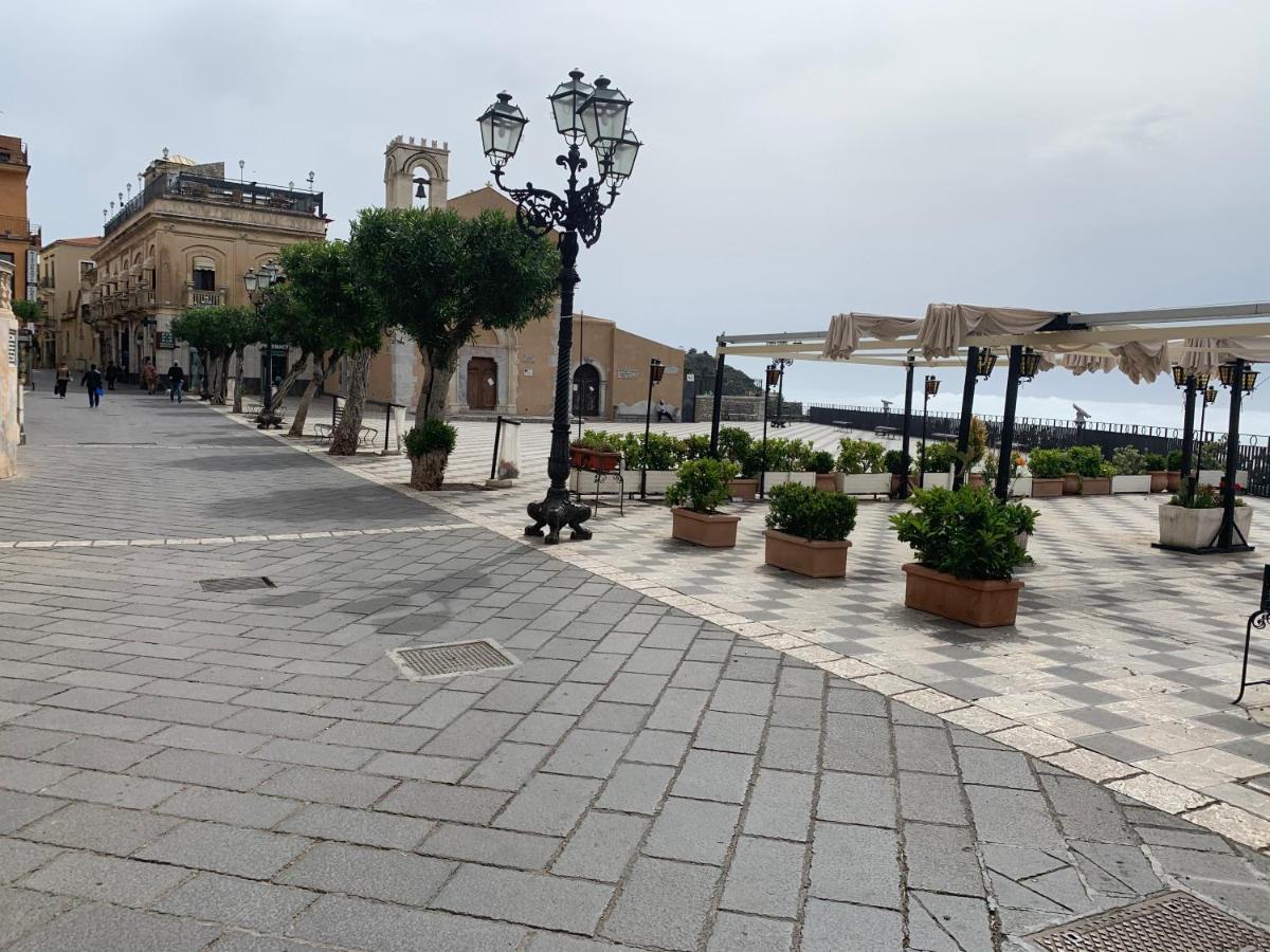 Panoramic Taormina Bay View Apartment Exterior photo
